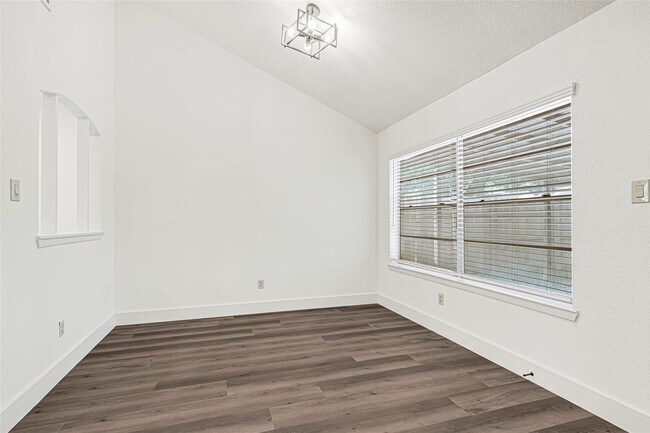 Building Photo - 17711 Wild Willow Ln