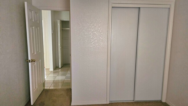 Building Photo - PLACE - XAV8709