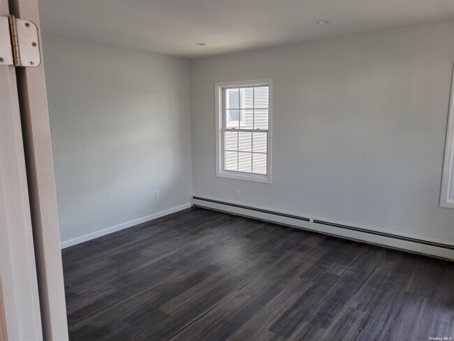 Primary Photo - 262 S Ketcham Ave