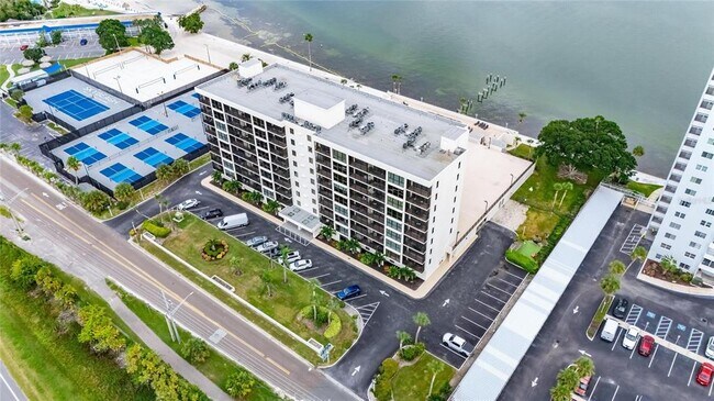 Building Photo - 7100 Sunshine Skyway Ln S