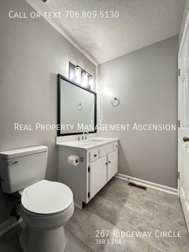 Building Photo - 267 Ridgeway Cir