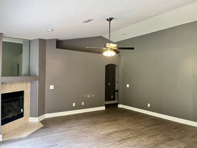 Building Photo - 8118 Menorca St