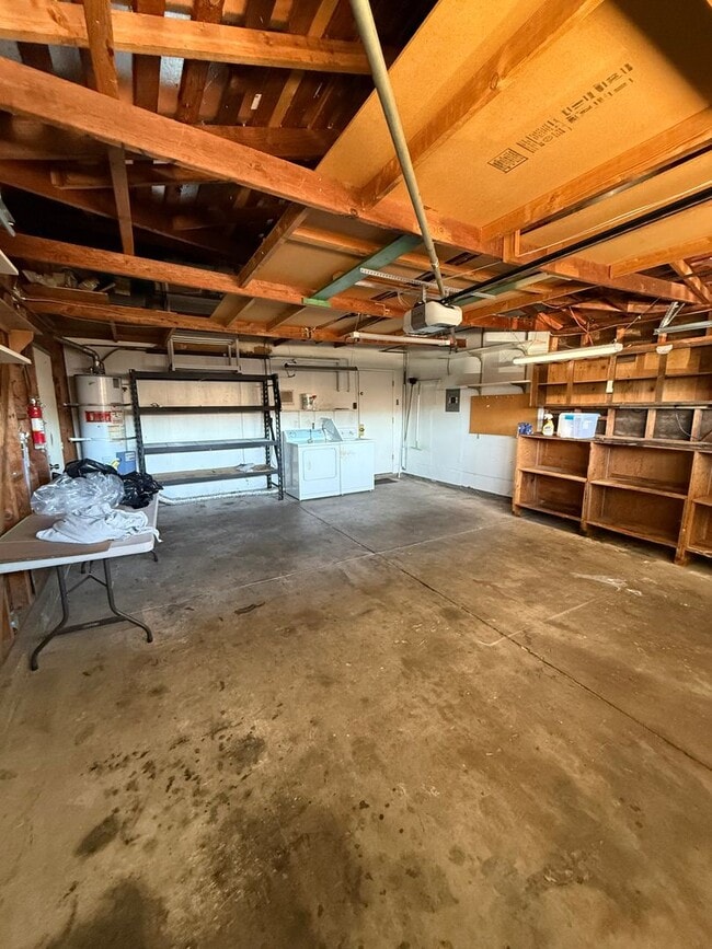 Building Photo - 7389 Newcastle Ln