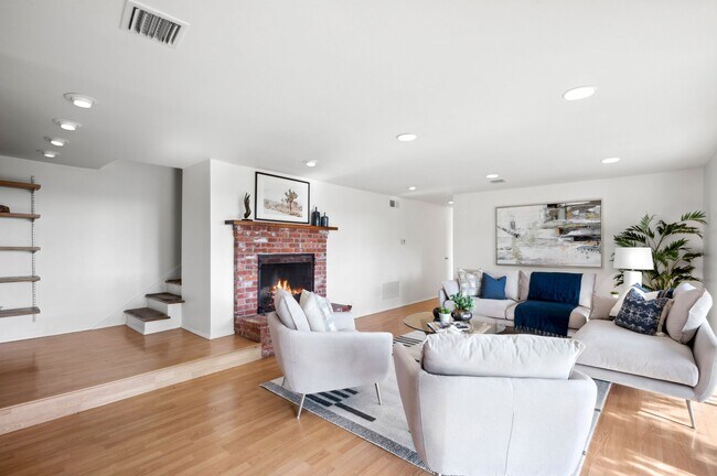 Building Photo - 3772 San Rafael Ave