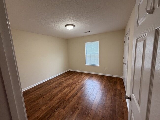Building Photo - 259 Canterberry Pl