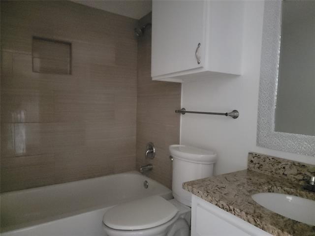 Building Photo - 4651 Country Creek Dr