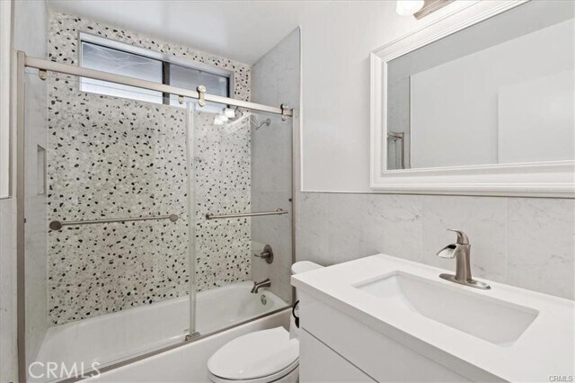 Building Photo - 10831 Roycroft St