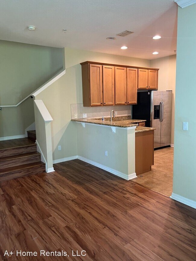 Building Photo - 3 br, 2.5 bath House - 14169 Oasis Cove Bl...