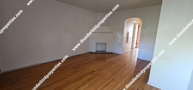Building Photo - 2134 Coal Pl SE