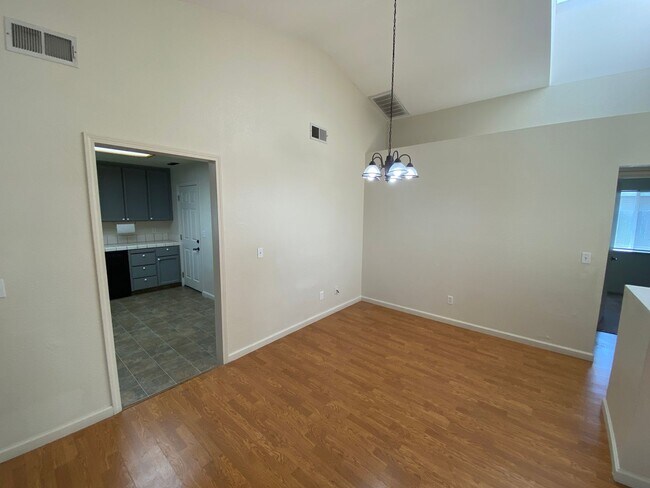 Building Photo - Cozy Single-Story in Quiet Antelope Neighborhood!