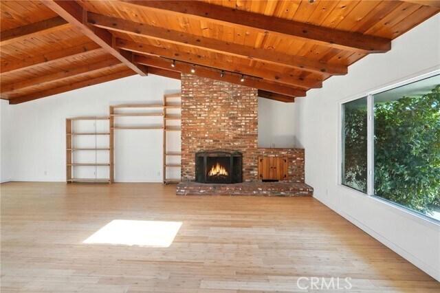 Building Photo - 8461 Valley Circle Blvd