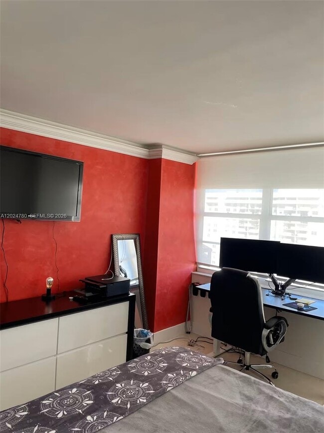 Building Photo - 18081 Biscayne Blvd