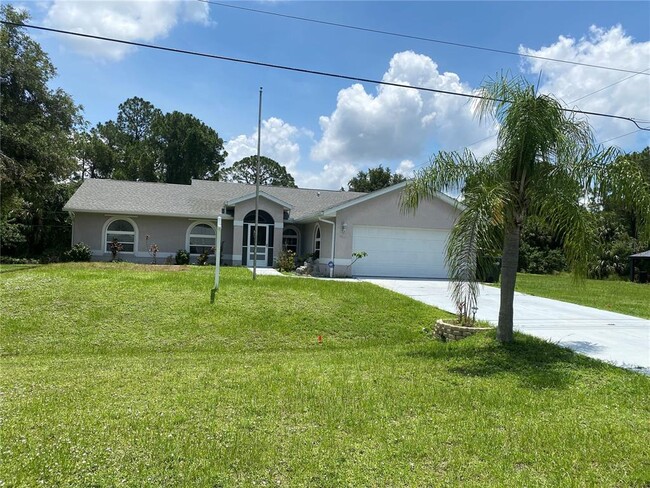Building Photo - 1612 Atwater Dr