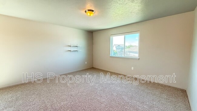Building Photo - 5814 Sidon Ln