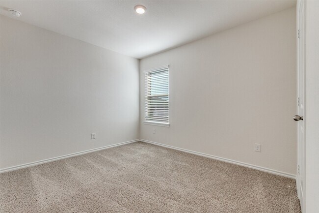 Building Photo - 4113 Turquoise Ave