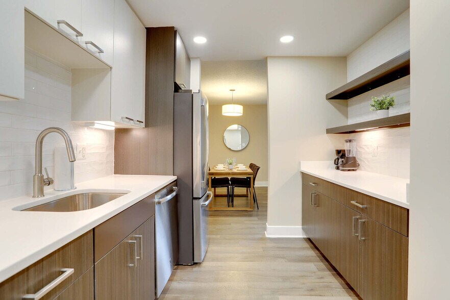 Building Photo - 1201 S Bell St