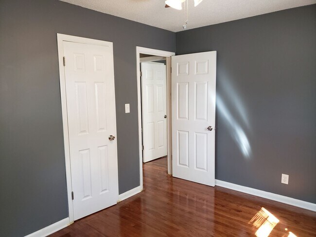 Building Photo - Beautiful Single Family House for Rent
