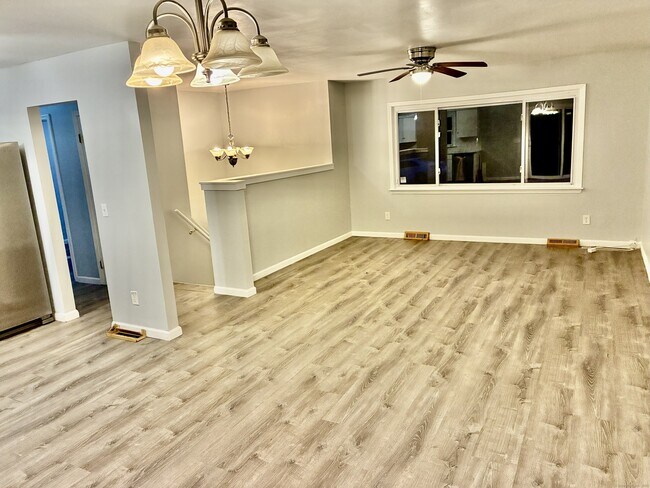 Building Photo - 112 Peabody St