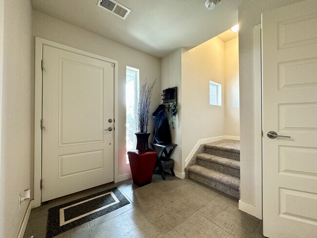 Building Photo - 11235 Colony Row