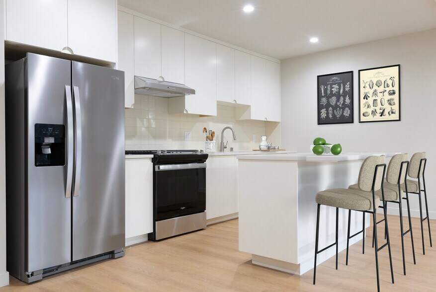 Building Photo - 4519 Finley Ave