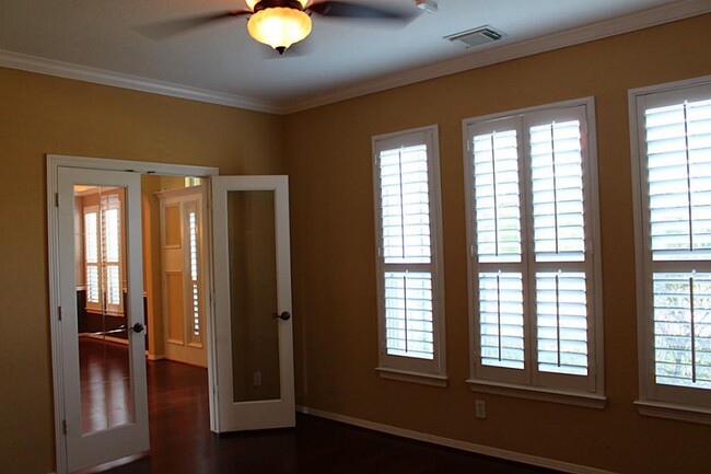 Building Photo - 20419 Windrose Bend Dr