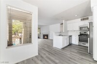 Building Photo - 3059 Key Largo Dr