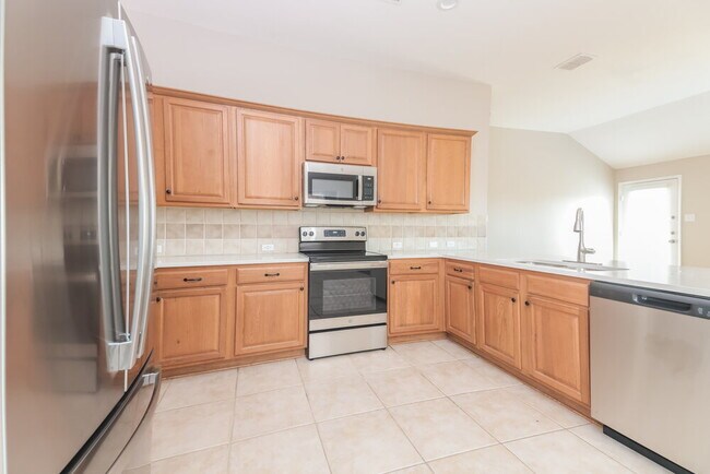 Building Photo - 2031 Brook Meadow Dr