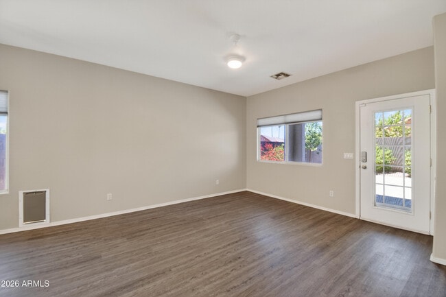 Building Photo - 3680 S Joshua Tree Ln