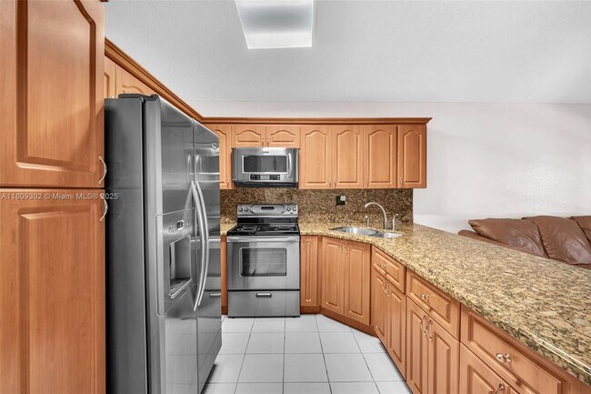 Building Photo - 2767 W 69th Terrace