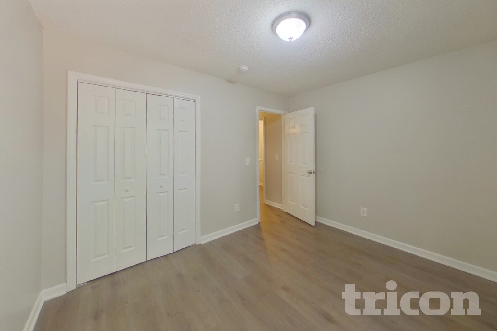 Building Photo - 216 Netherland Dr