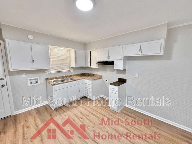 Building Photo - 1234 Whipporwill Cove