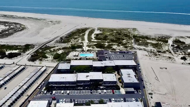 Building Photo - 750 Lido Blvd