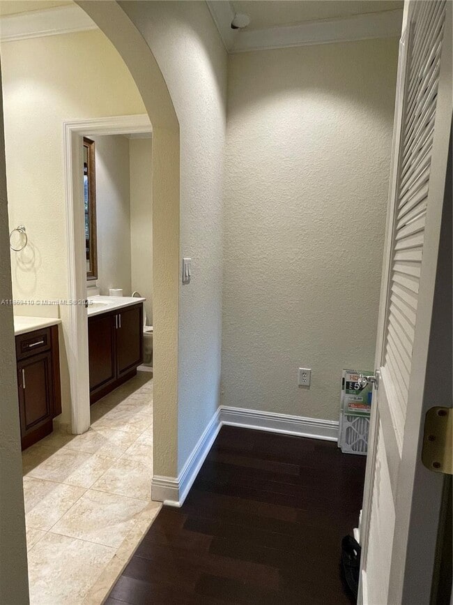 Building Photo - 15471 SW 30th St