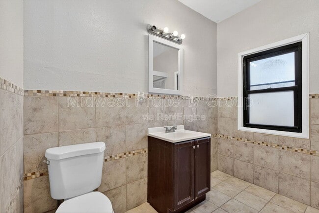 Building Photo - 5978 Laurette Ave