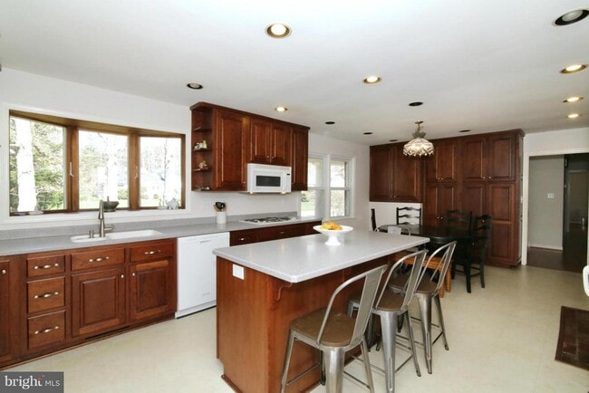 Building Photo - 8947 Colesbury Pl