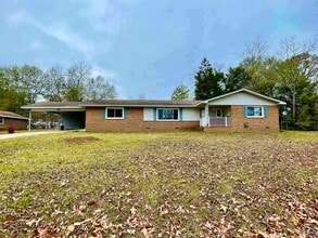 Building Photo - 107 Evelyn Dr