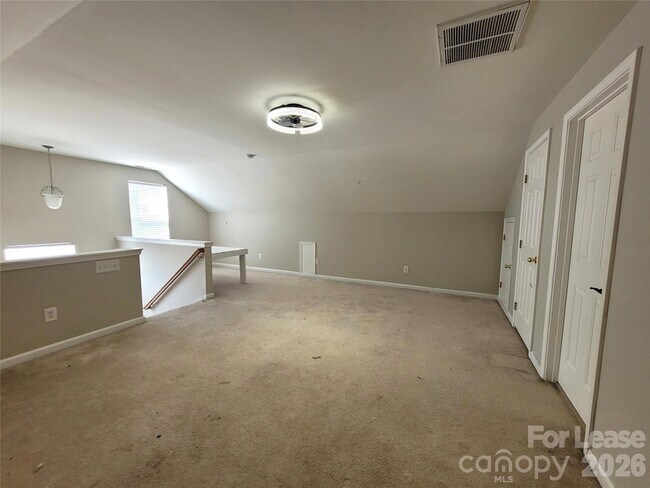 Building Photo - 2728 Sunberry Ln NW