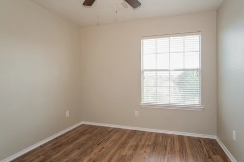 Building Photo - 14820 Lipton Ln