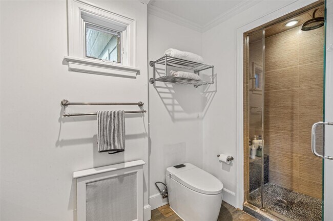 Building Photo - 9 Wyngate Pl