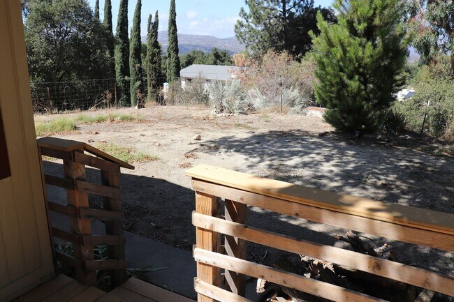 Building Photo - 2416 Cedar Dr