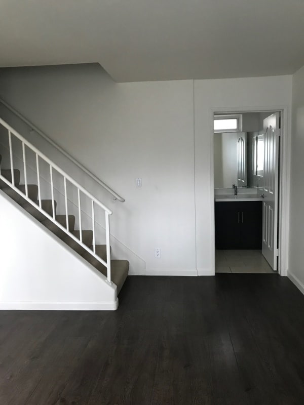 Building Photo - 13012 Riverside Dr