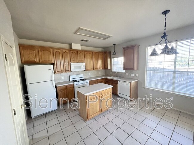Building Photo - 8917 Whiteworth Loop