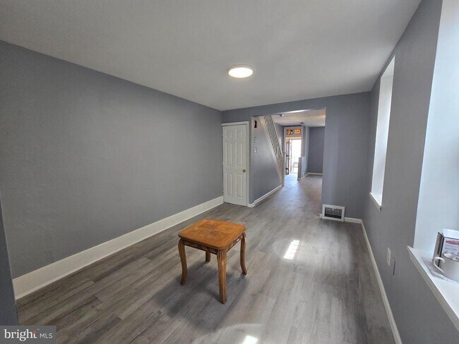 Building Photo - 3412 N 16th St