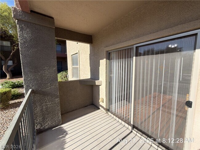Building Photo - 8000 W Badura Ave