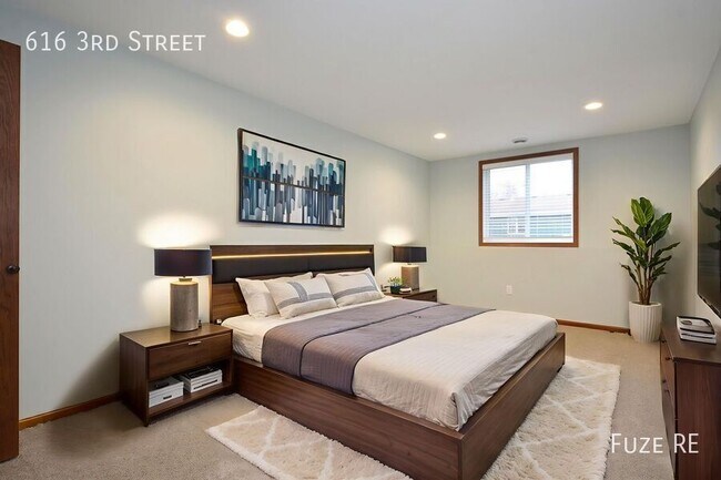 Building Photo - 616 N 3rd St