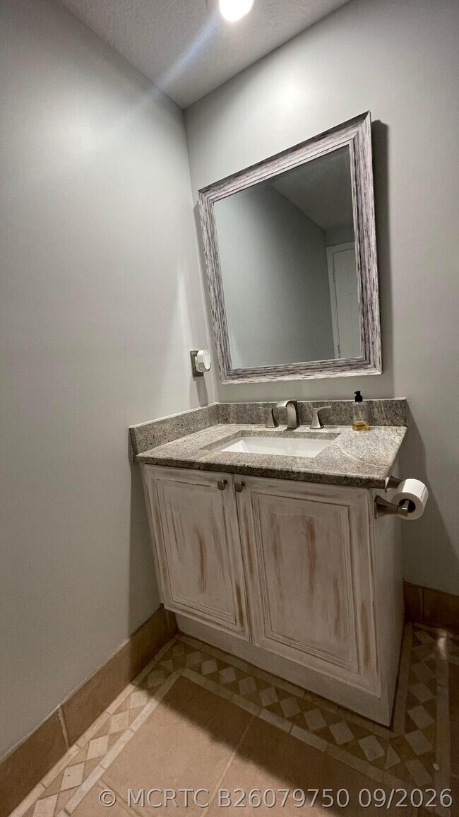 Building Photo - 4857 Victoria Cir
