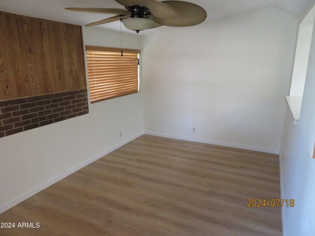 Building Photo - 11246 N 50th Dr