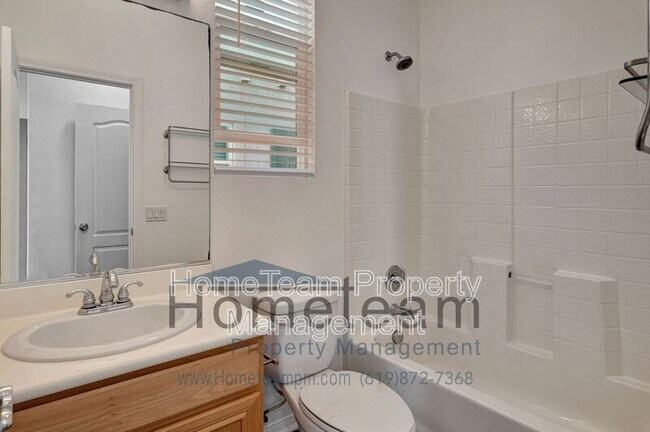 Building Photo - 263 Aventura Dr