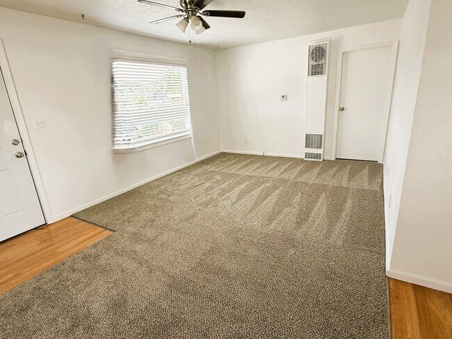 Building Photo - Welcome Home!