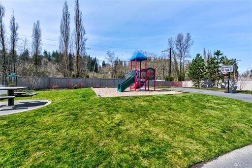 Building Photo - READY NOW, NEW PRICE! Spacious Spirit Ridg...